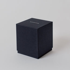 磁器なのに柔らかな風合いのフレグランスディフューザー