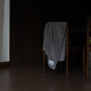 スーピマコットンを使用したボリュームのあるホテル仕様のバスタオル